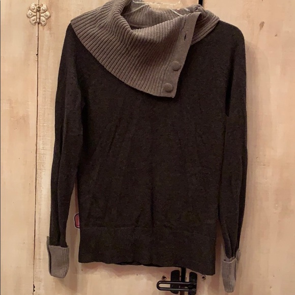 Banana Republic Sweaters - Banana Republic Sweater